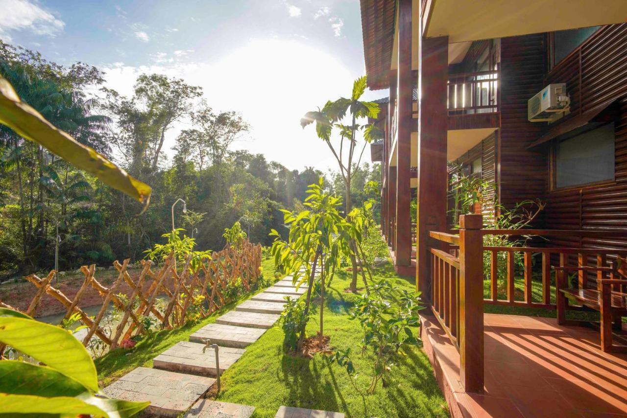 Phu Quoc Bambusa Resort Exterior photo