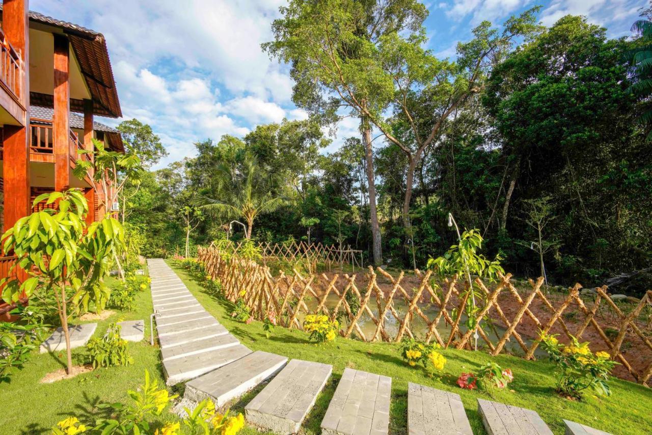 Phu Quoc Bambusa Resort Exterior photo